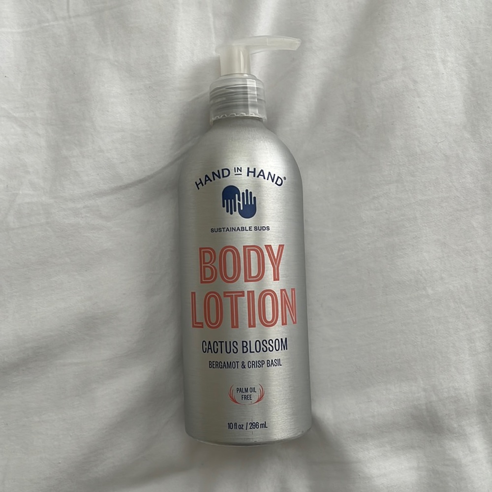 HP! 💕 Cactus Blossom Body Lotion